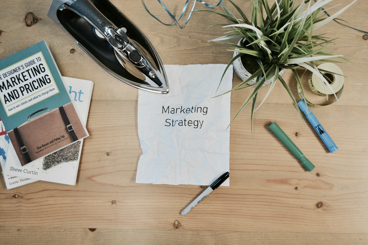 Content Marketing Strategy: Creating Articles That Convert Visitors