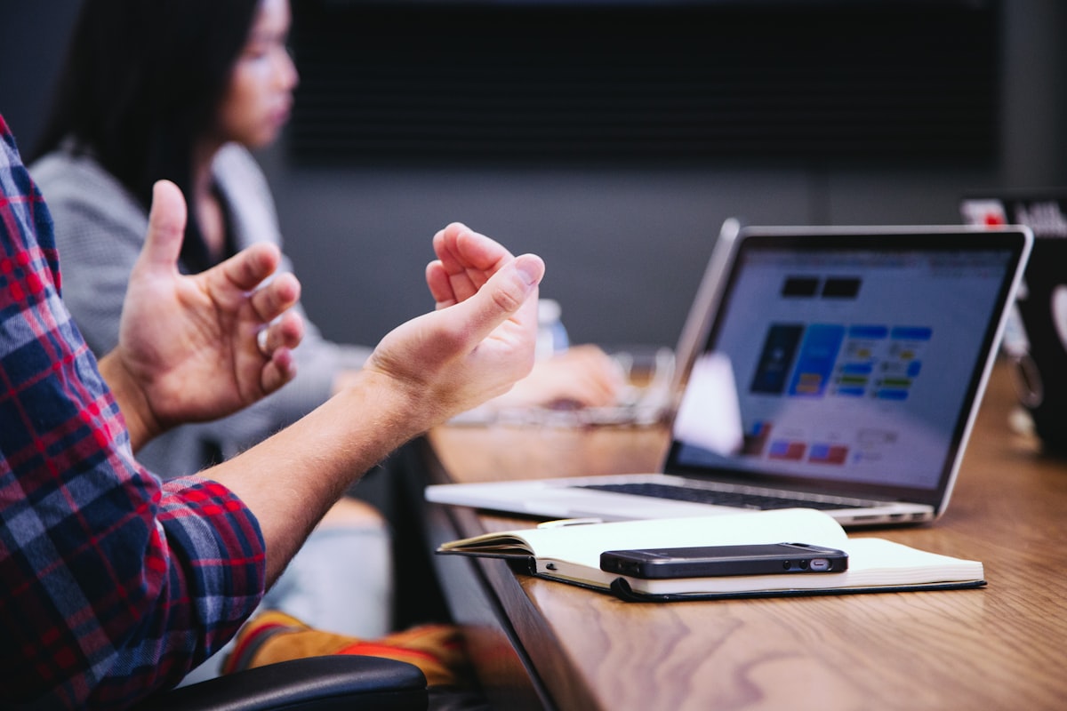 The Role of AI & Machine Learning in Modern Digital Marketing